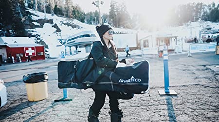 Snowboard travel bag for flying